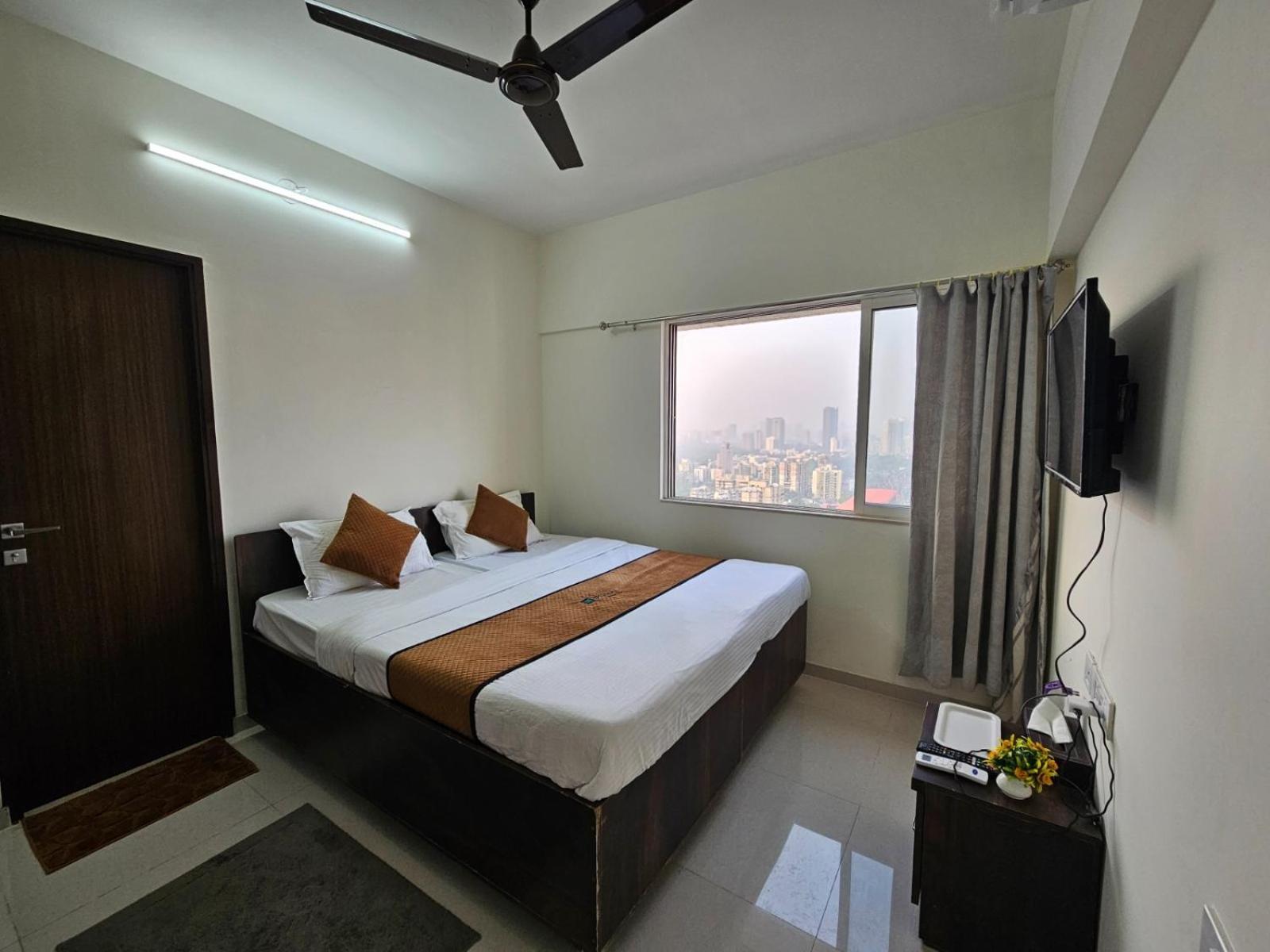 Pinaki Comfort Stay Mumbai Exterior photo